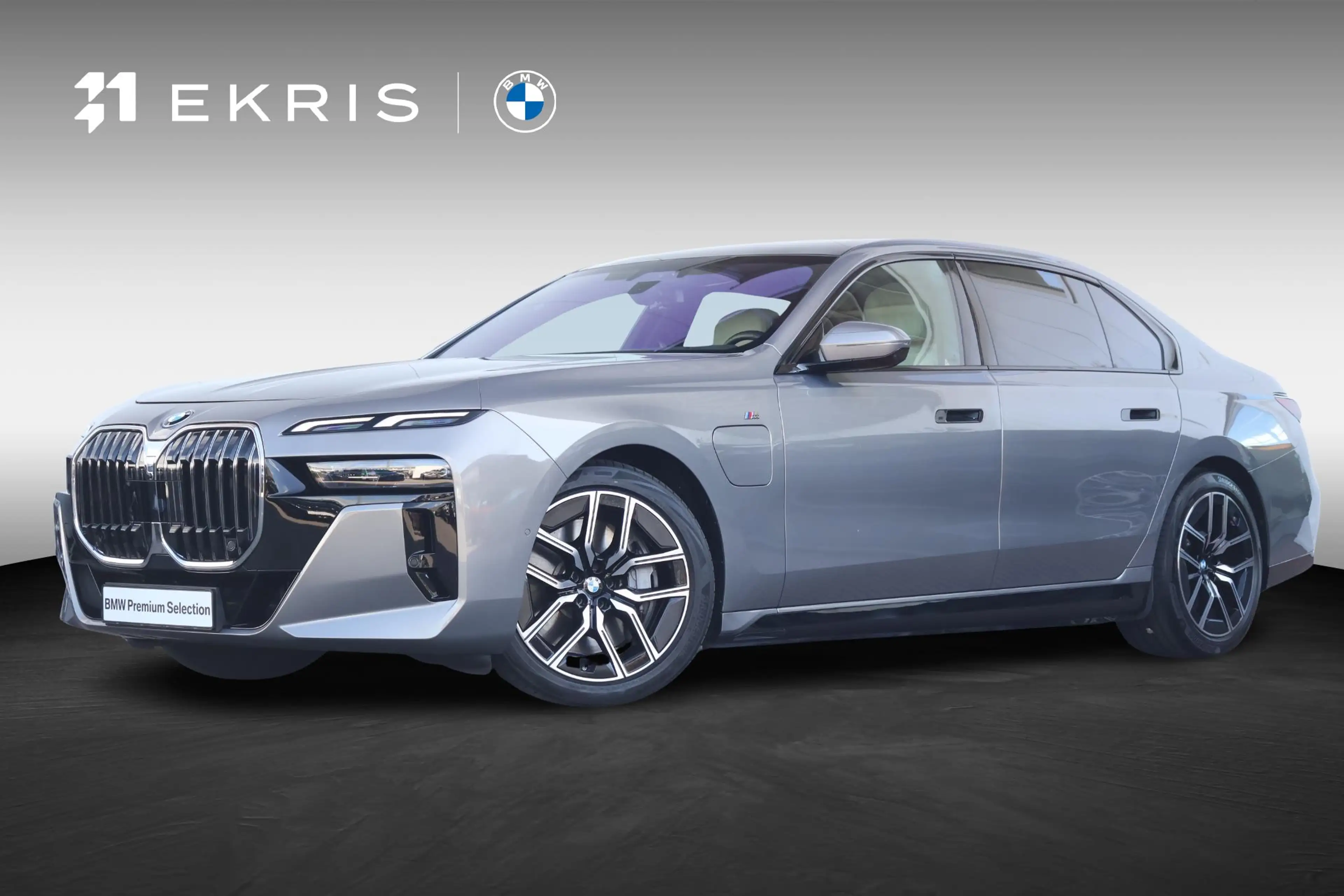 BMW 750 7-serie 750e xDrive | M-Sport Pakket | Individual