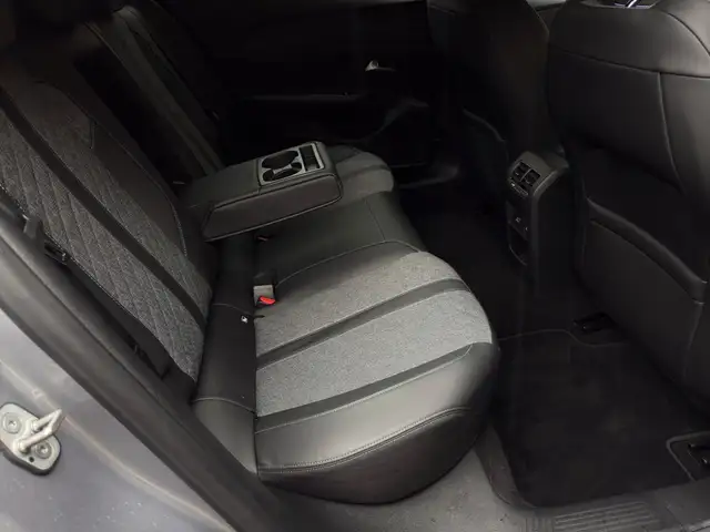 Peugeot 408 view 14