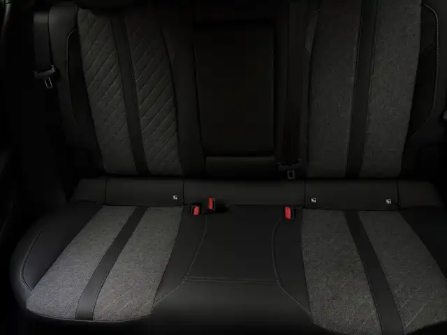 Peugeot 408 view 15