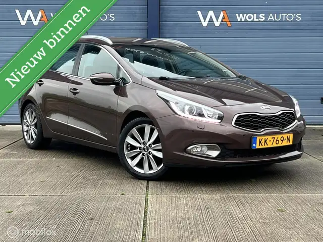 Kia Ceed SW / cee'd SW Sportswagon 1.6 GDI Super Pack / AUTOMAAT / LUXE /