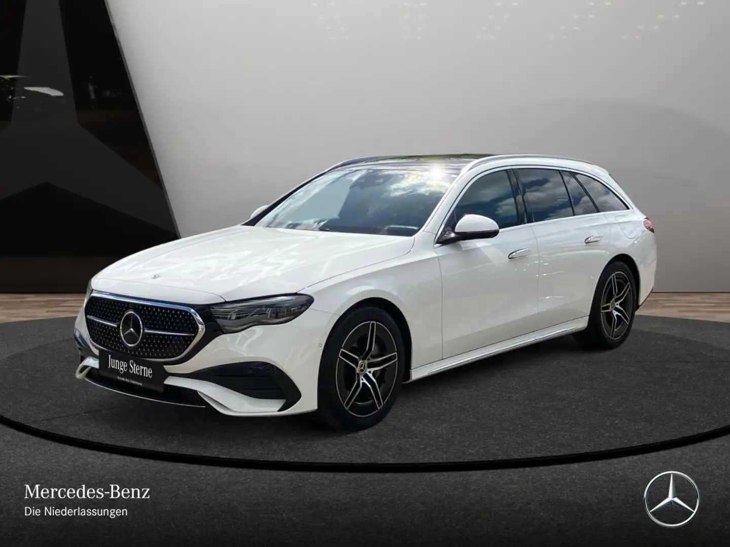 Mercedes-Benz E 300 de T AMG Fahrass 360° Pano Distr. AHK Memory Weiß - 2