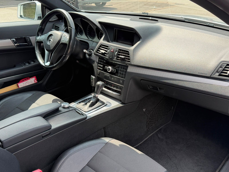 Mercedes-Benz E 200 CGI BlueEfficiency Coupe XENON — photo 5