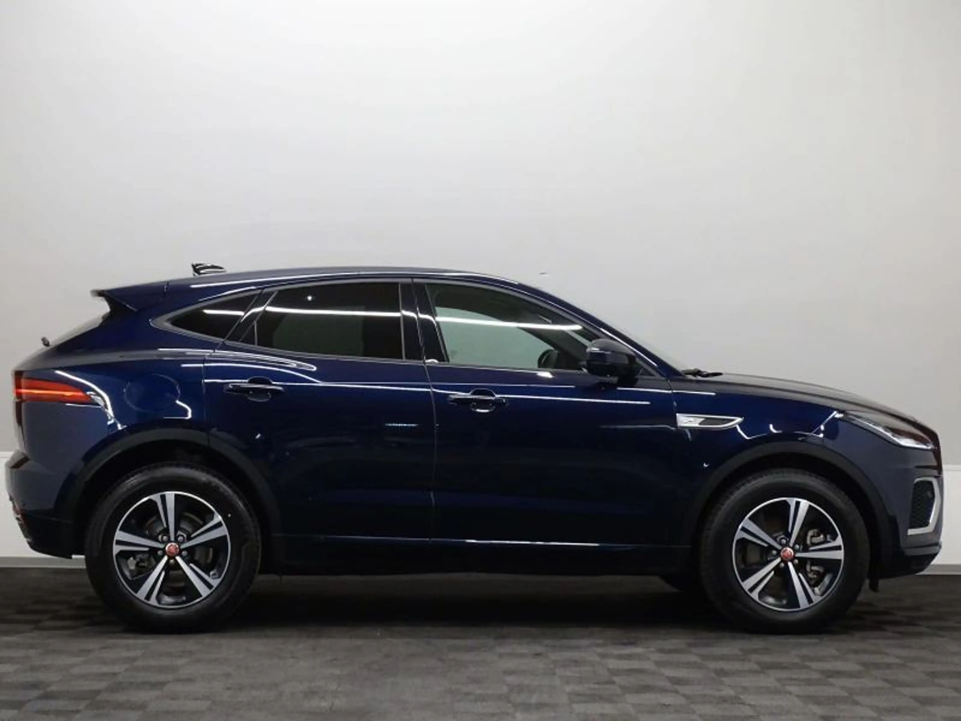 Jaguar E-Pace D165 S R-Dynamic AWD Auto — photo 3