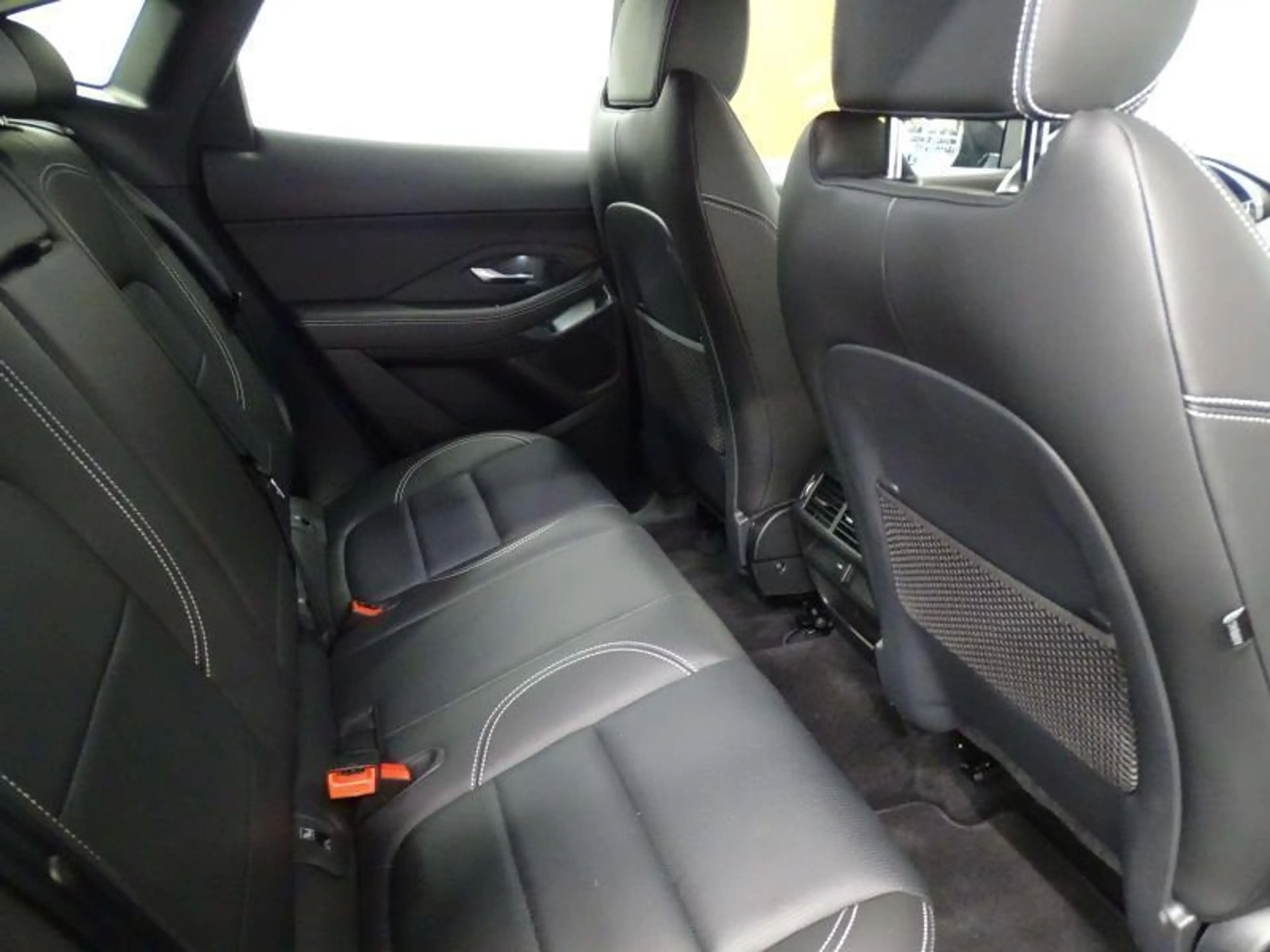 Jaguar E-Pace D165 S R-Dynamic AWD Auto — photo 9