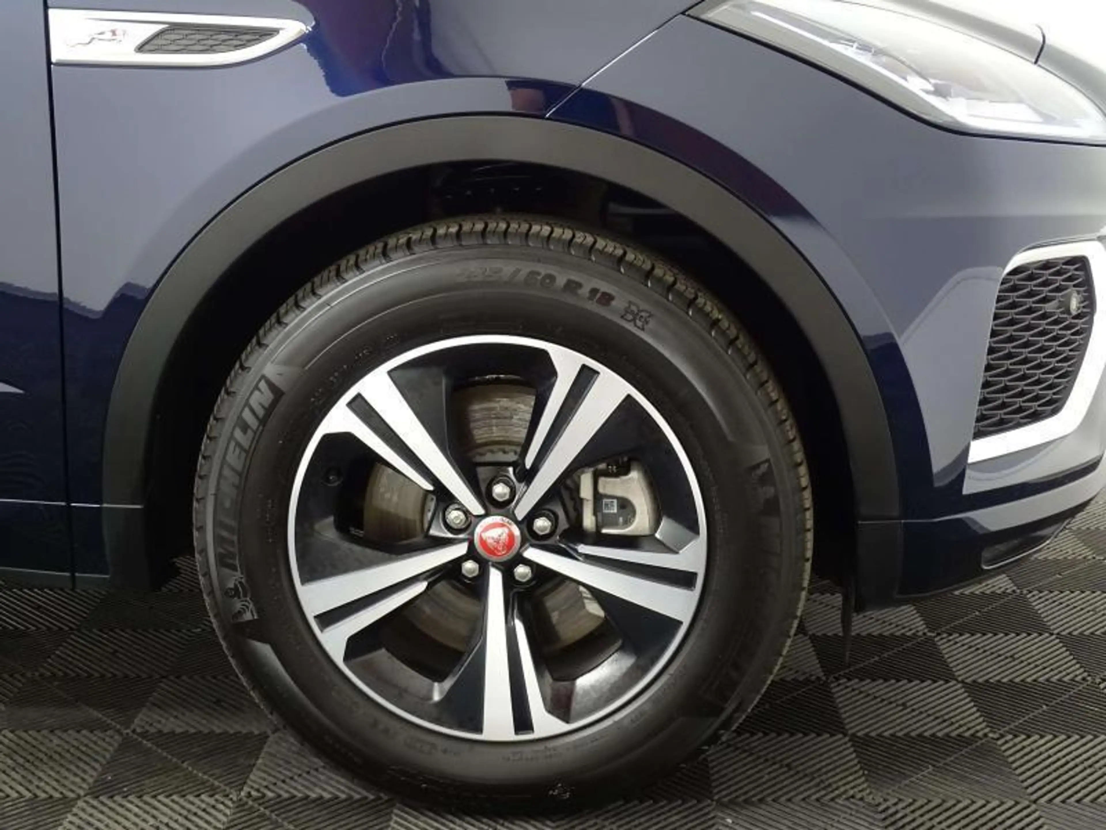 Jaguar E-Pace D165 S R-Dynamic AWD Auto — photo 6