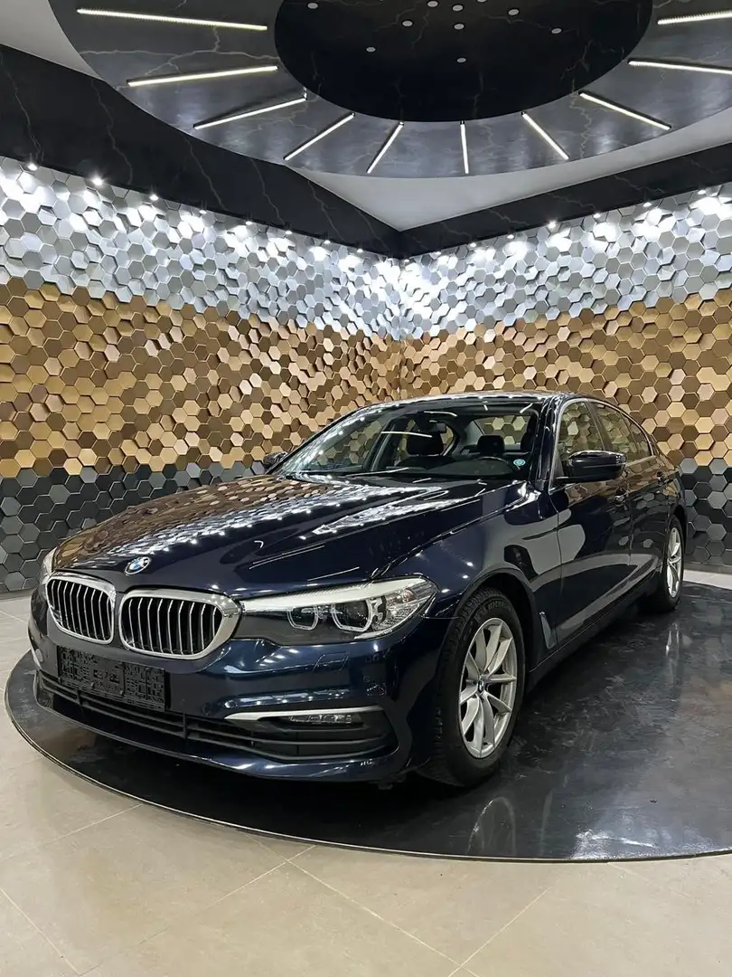 BMW 520 d /AHK/Navi/Shg/PDC/ Blau - 1