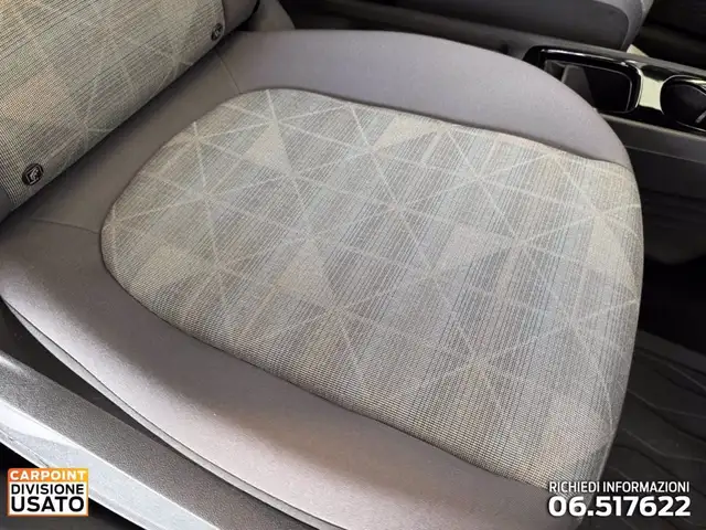 Volkswagen Id.3 view 9