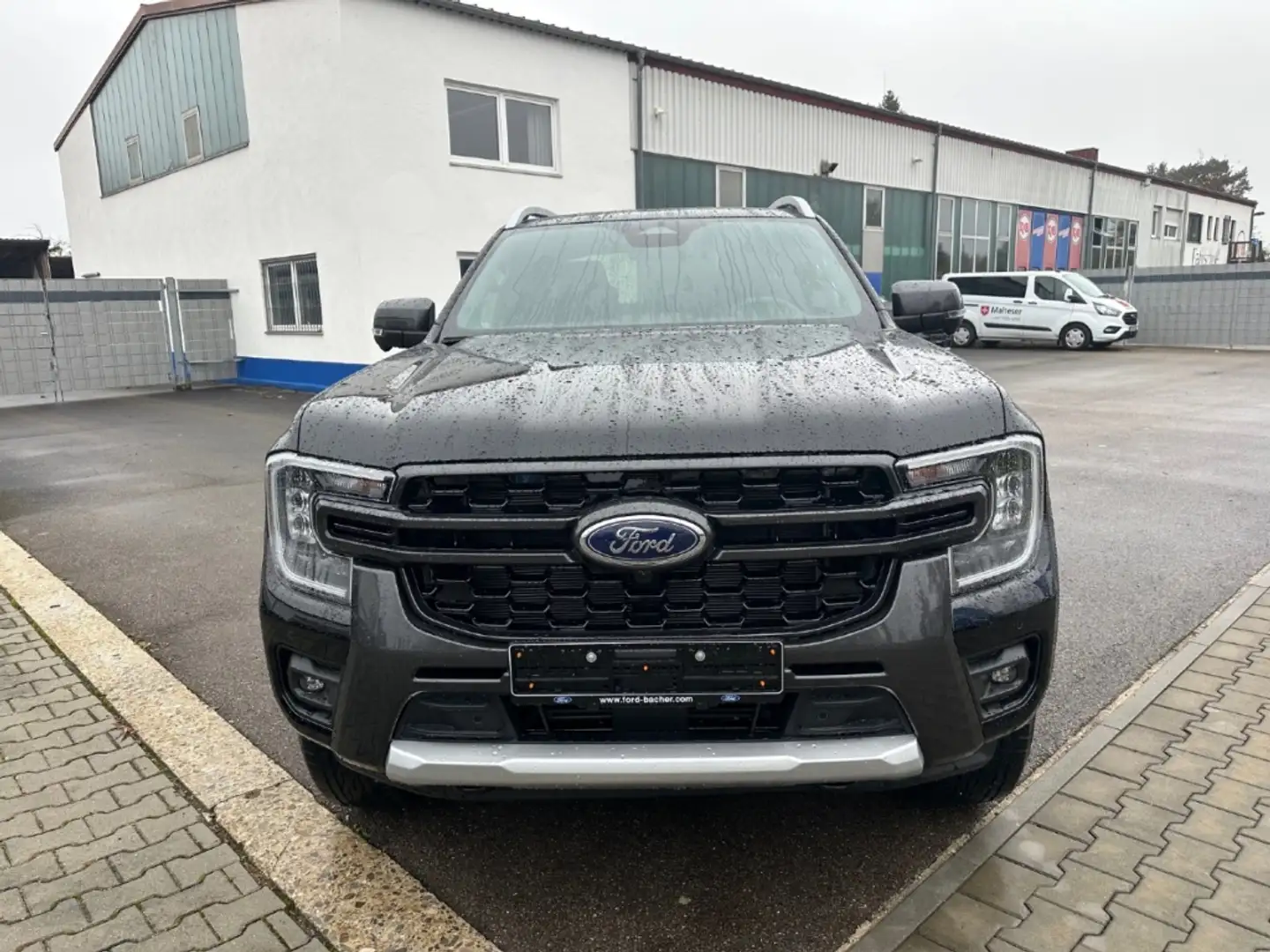 Ford Ranger 2.3 PHEV Wildtrak e-4WD Doppelkabine ALLRAD AHK Schwarz - 2