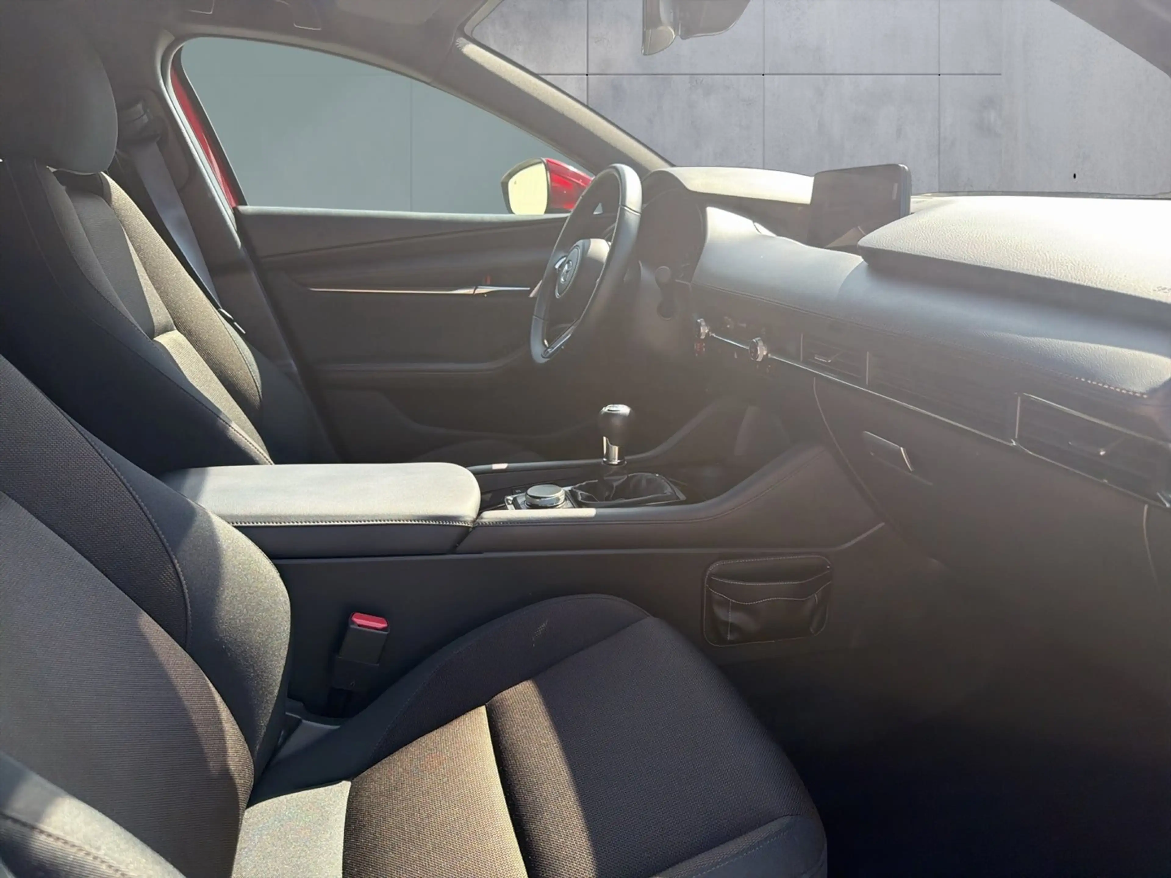 Mazda 3 e-Skyactiv-G122 Exclusive-Line — photo 10