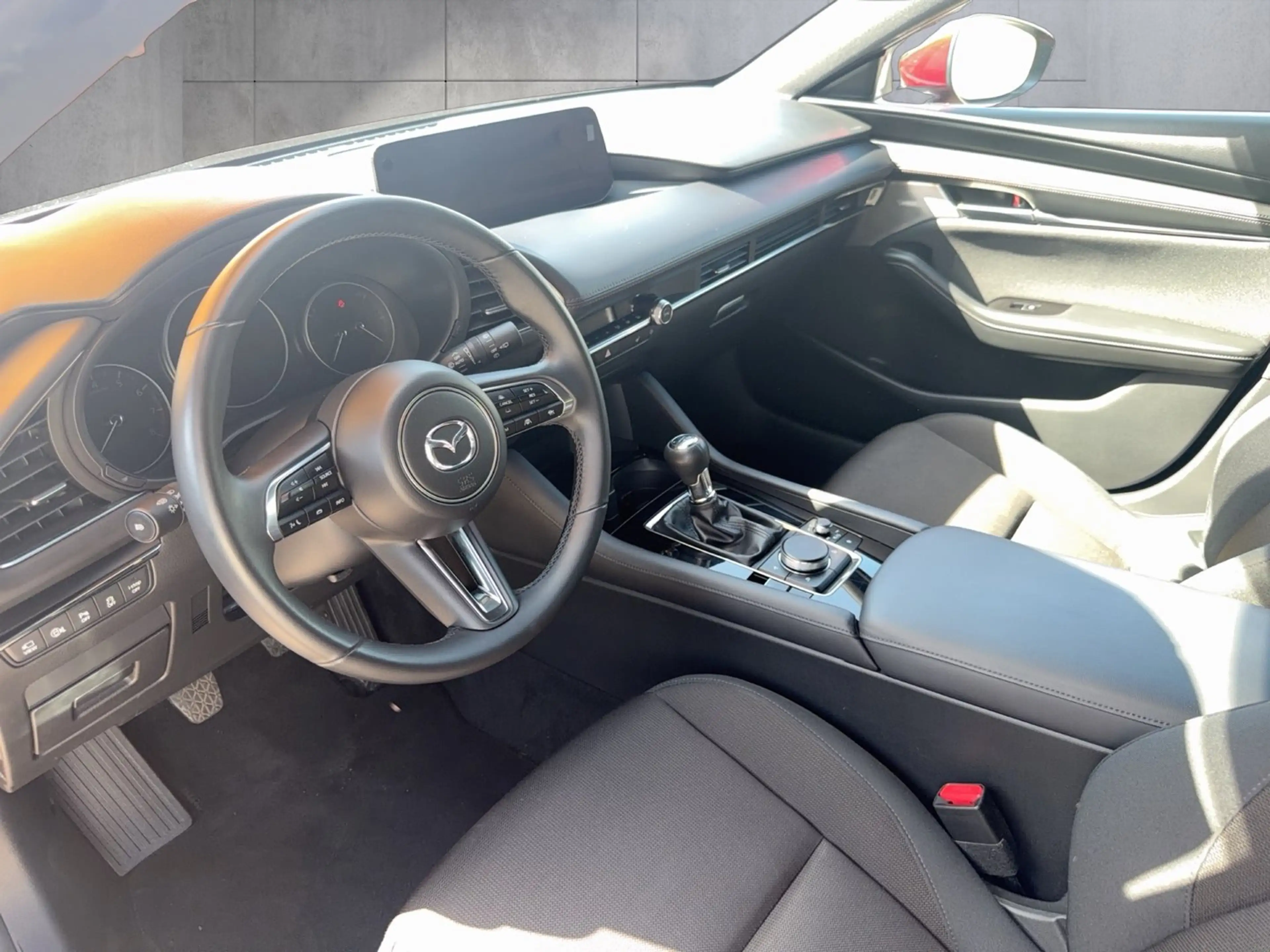Mazda 3 e-Skyactiv-G122 Exclusive-Line — photo 12