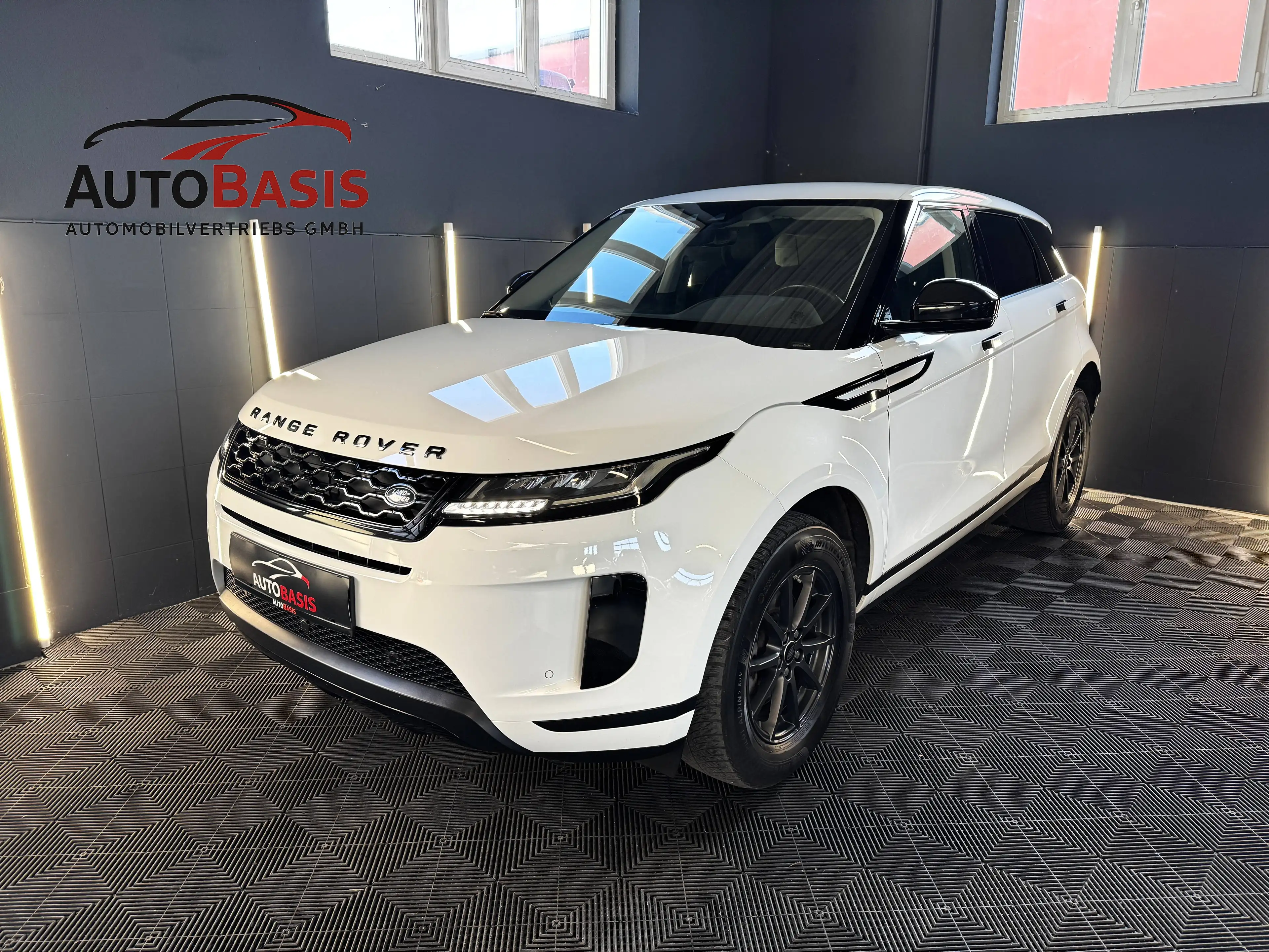 Land Rover Range Rover Evoque 2,0 D150 AWD Aut. 1.Besitz/Led/Kamera/Leder/Winter-Paket