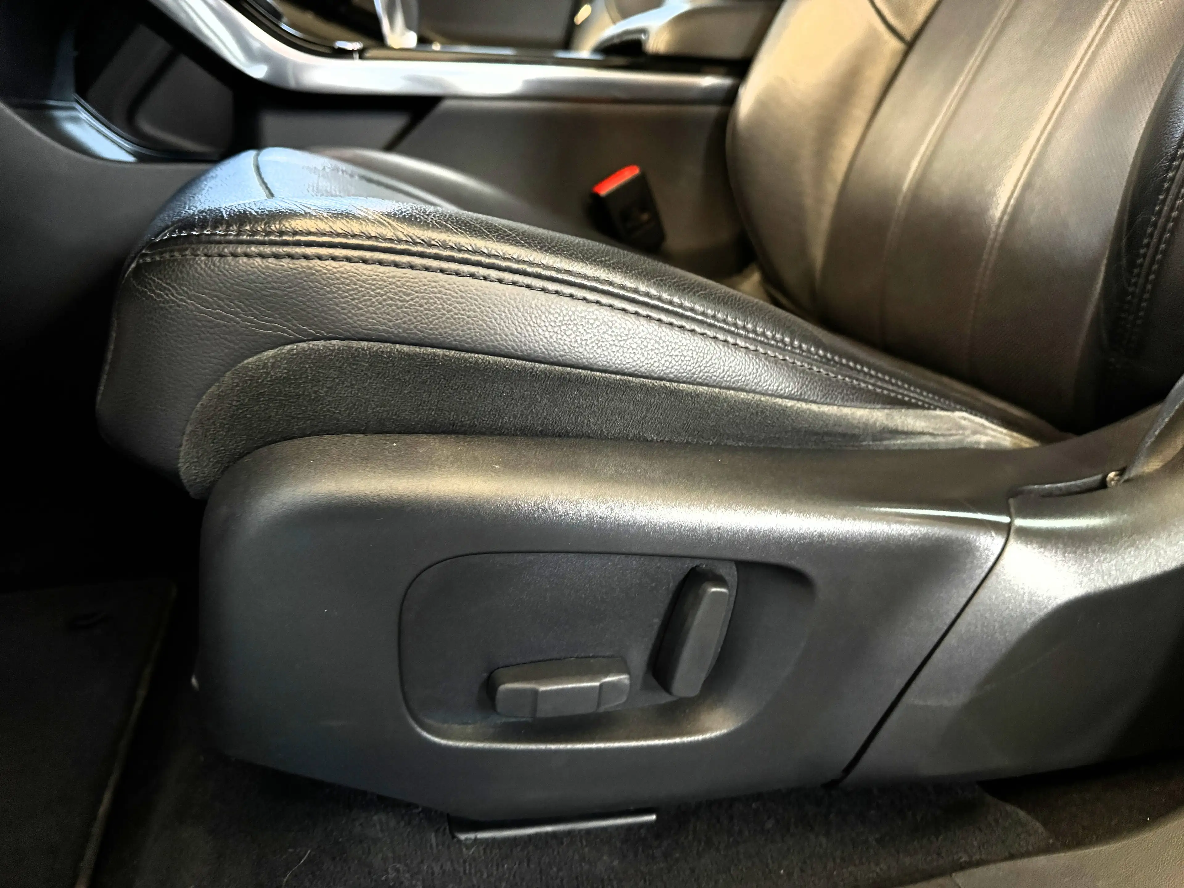 Land Rover Range Rover Evoque 2,0 D150 AWD Aut. 1.Besitz/Led/Kamera/Leder/Winter-Paket — photo 15