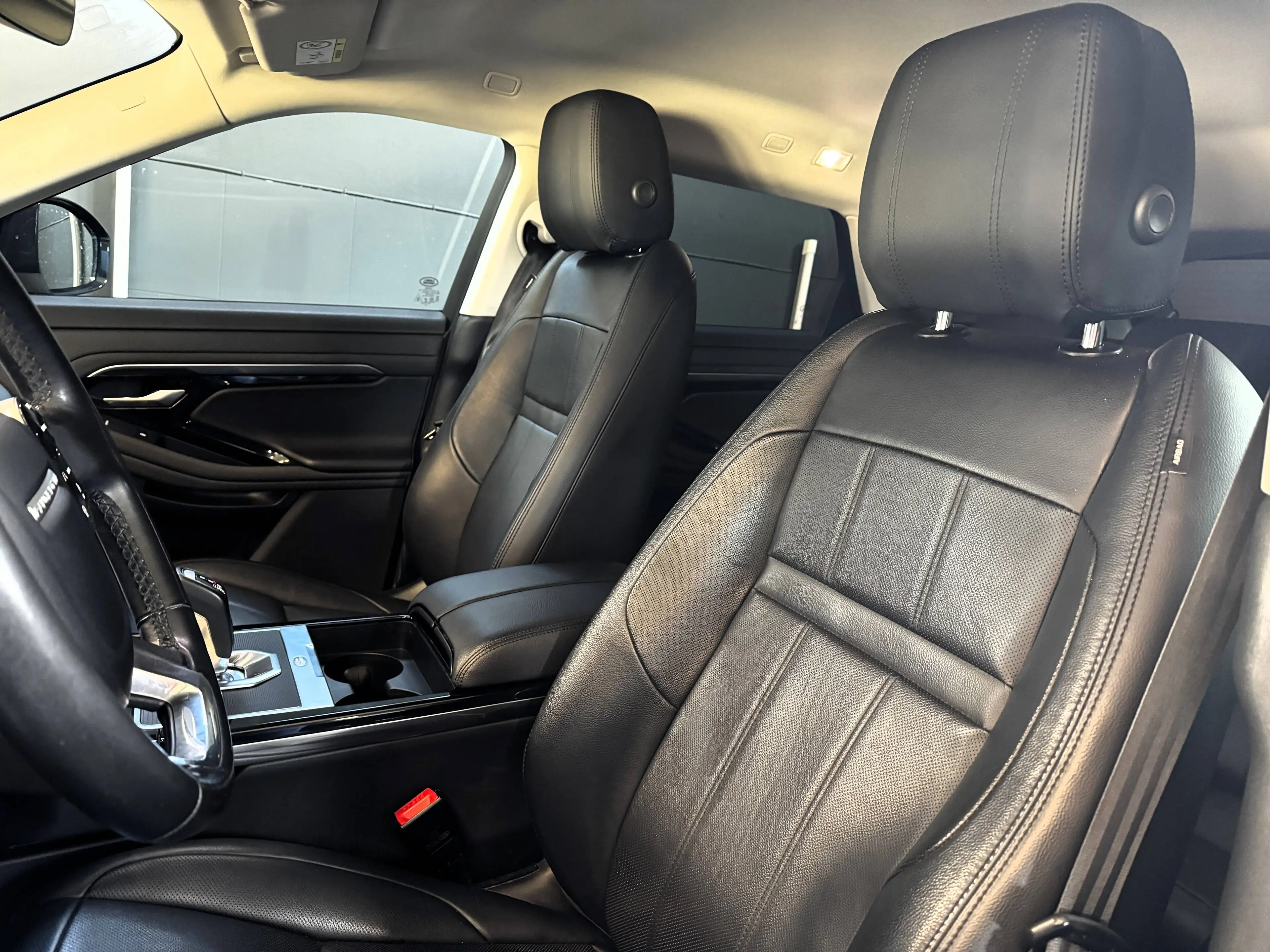 Land Rover Range Rover Evoque 2,0 D150 AWD Aut. 1.Besitz/Led/Kamera/Leder/Winter-Paket — photo 14