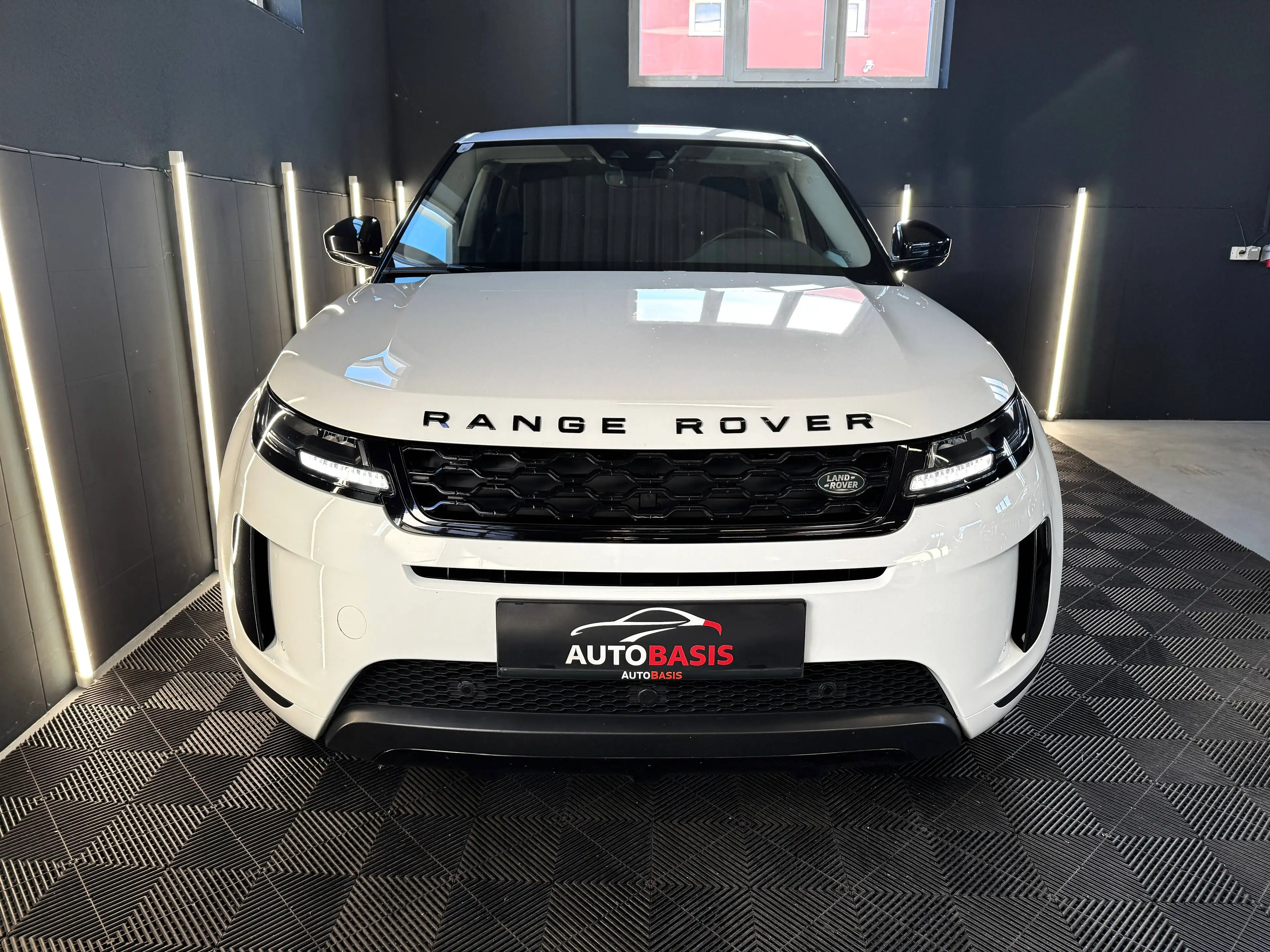 Land Rover Range Rover Evoque 2,0 D150 AWD Aut. 1.Besitz/Led/Kamera/Leder/Winter-Paket — photo 3