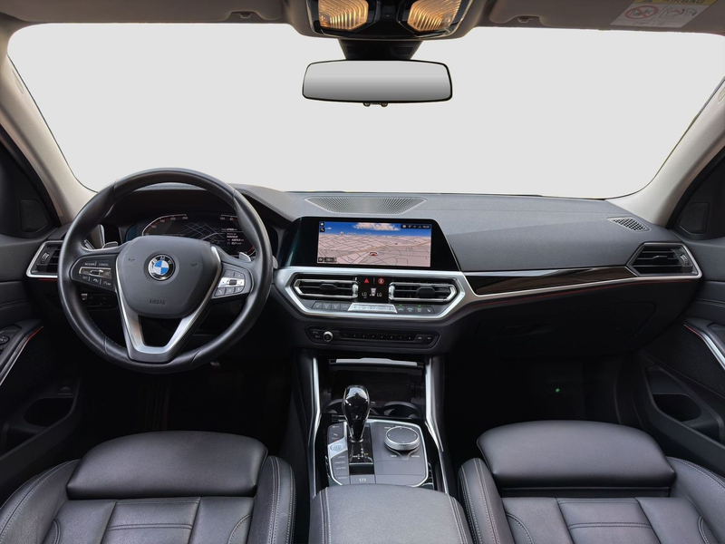 BMW 330 i Luxury Line Panorama NaviProf ACC LED HiFi — photo 11