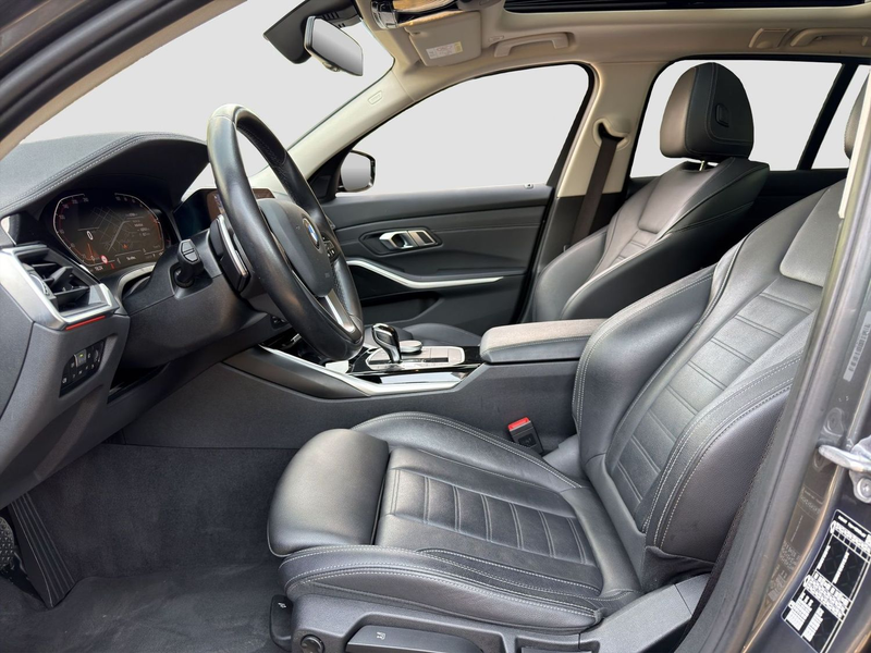 BMW 330 i Luxury Line Panorama NaviProf ACC LED HiFi — photo 10