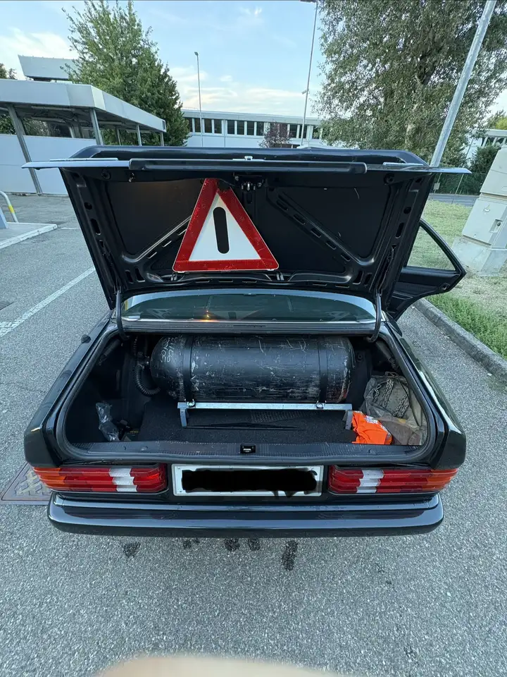 Mercedes-Benz 190 2.0 E 122cv, foto 7