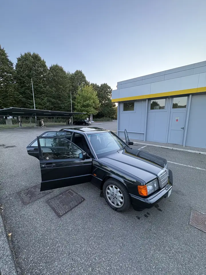 Mercedes-Benz 190 2.0 E 122cv, foto 5