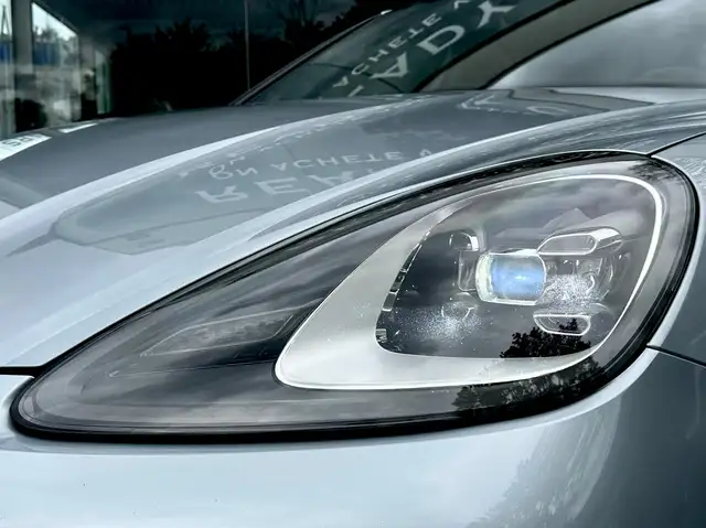 Porsche Cayenne view 4