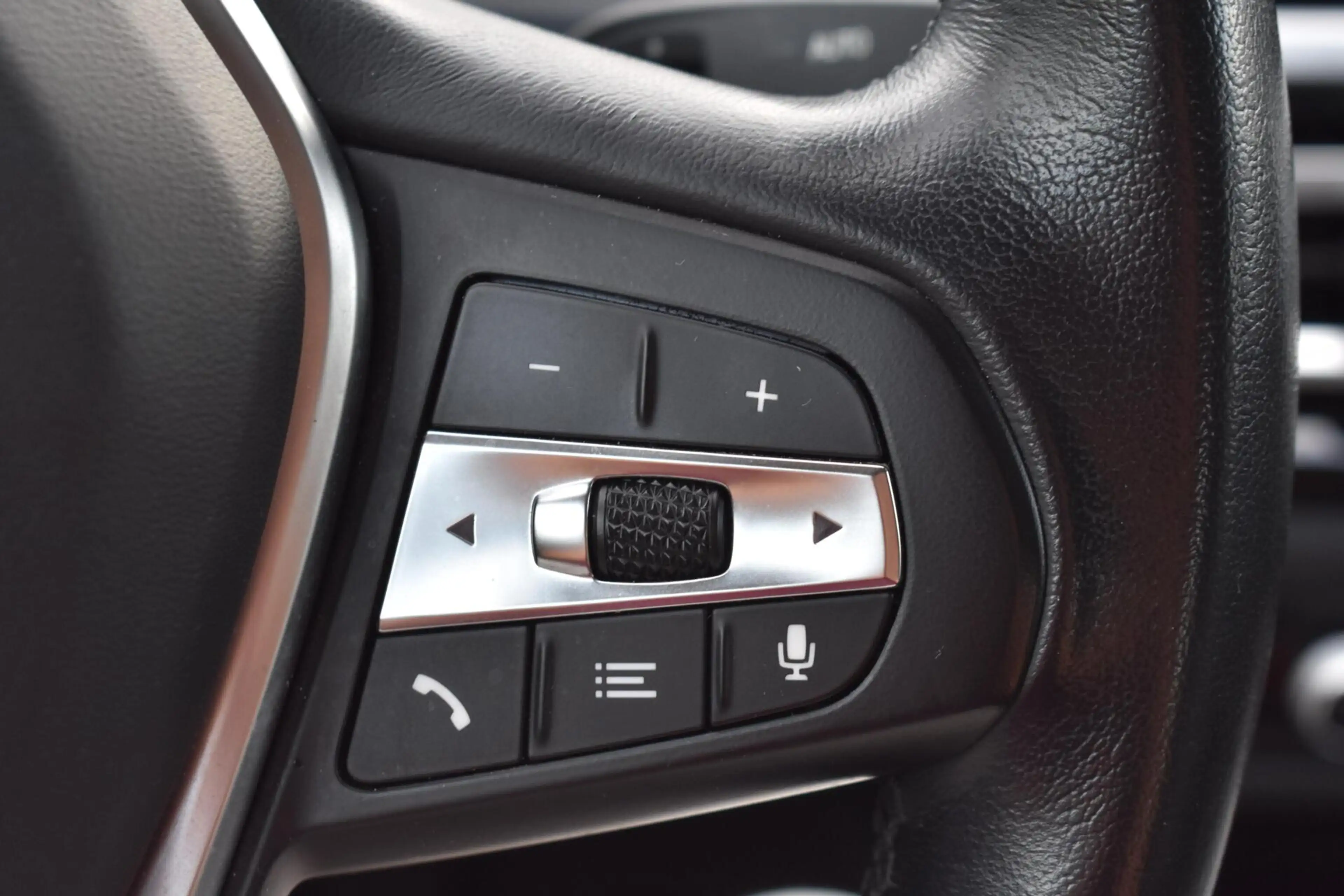 BMW i4 eDrive40 High Executive 84 kWh | Head-Up | Leder | — photo 10