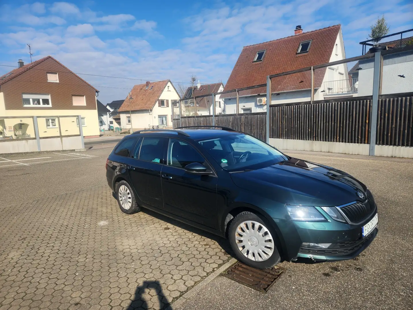 Skoda Octavia Combi 2.0 TDI DSG Ambition - 2