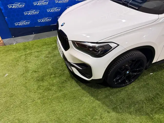 BMW X1 view 23