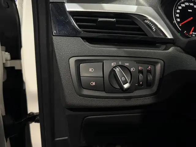 BMW X1 view 25