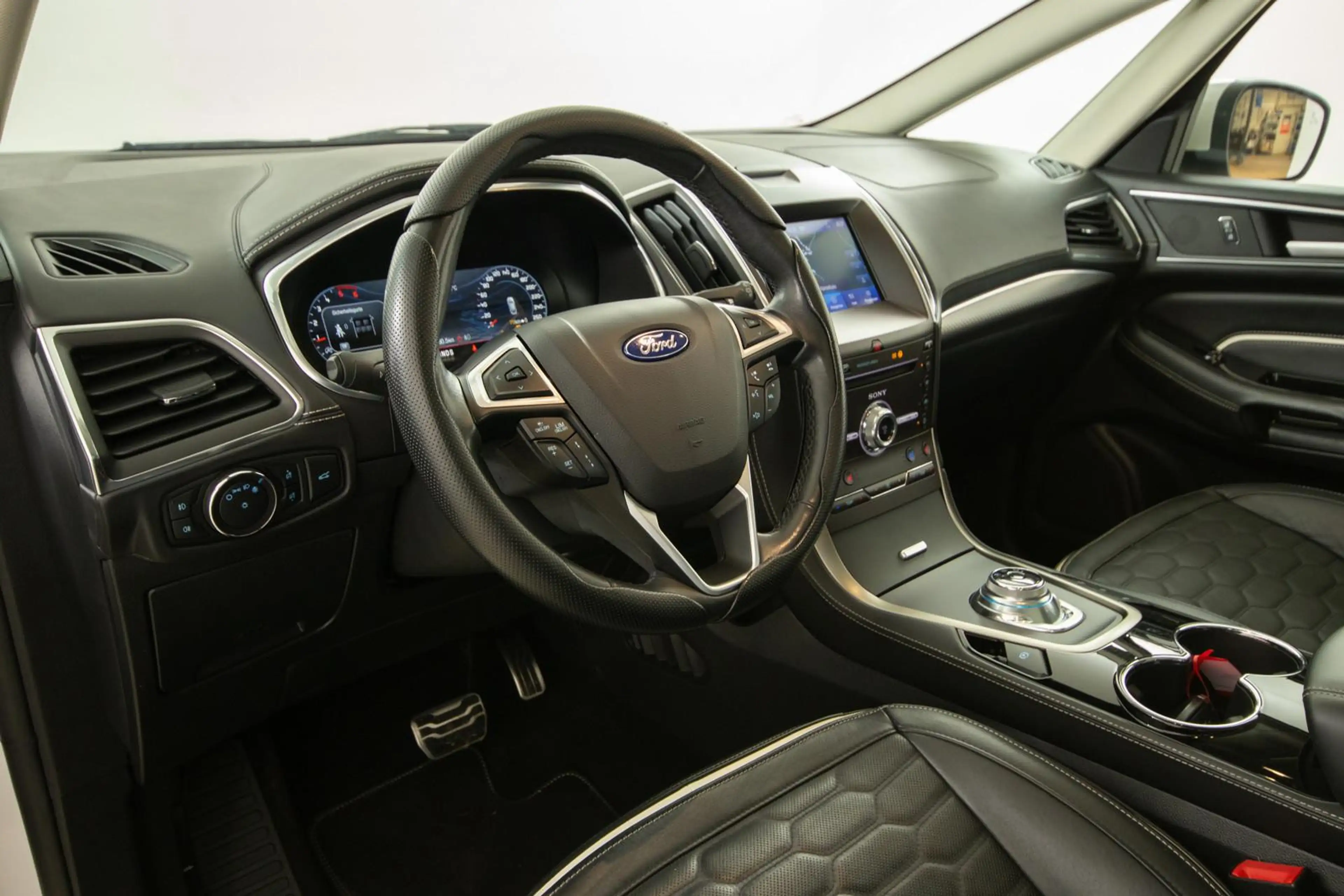 Ford S-Max S-MAX Vignale Kamera Leder Pano ACC — photo 7