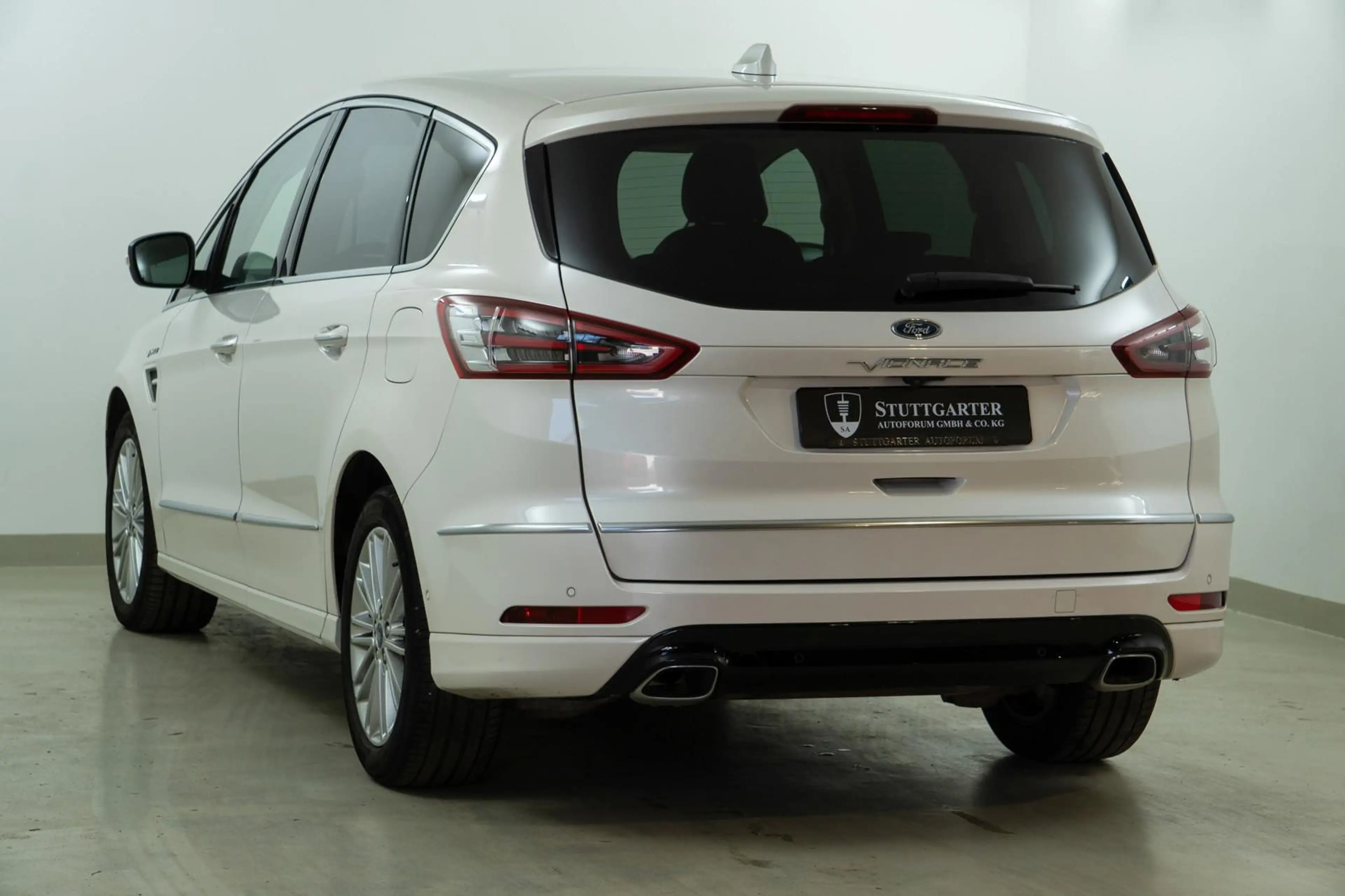 Ford S-Max S-MAX Vignale Kamera Leder Pano ACC — photo 4