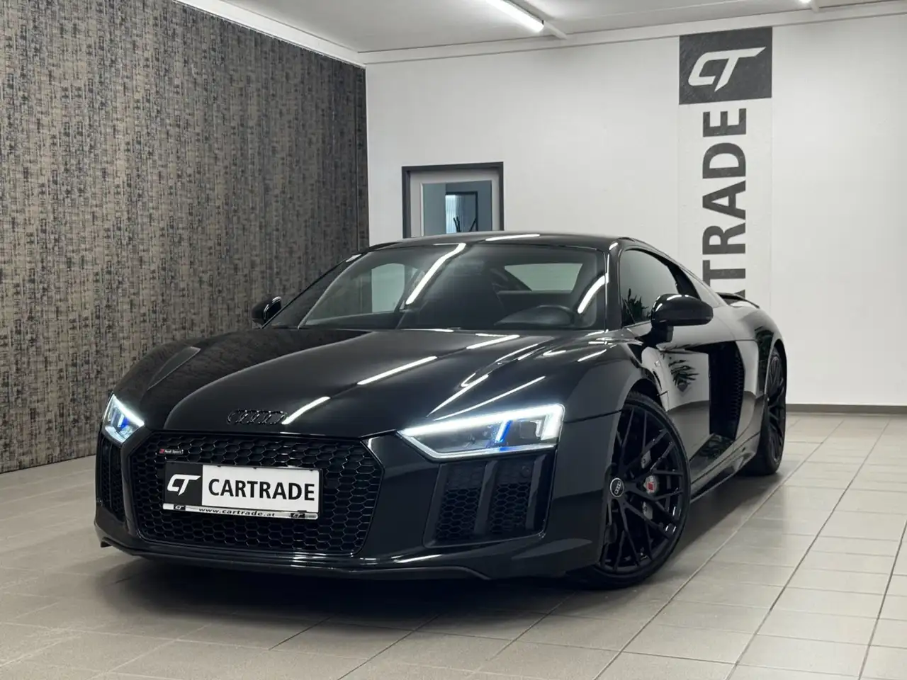 Audi R8 5.2 FSI plus quattro