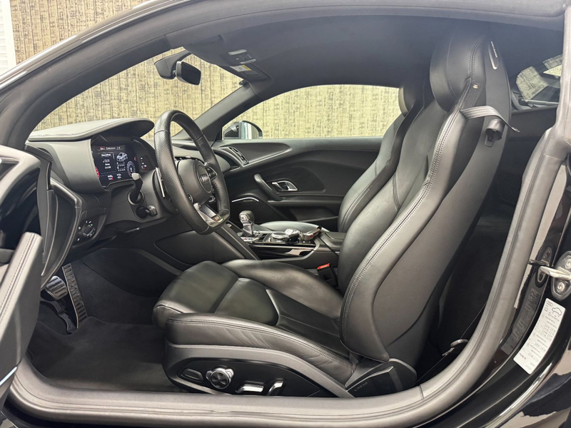 Audi R8 5.2 FSI plus quattro — photo 15