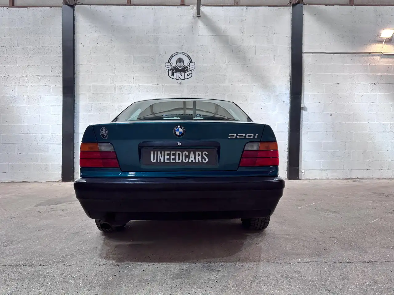 BMW 320i A, foto 7