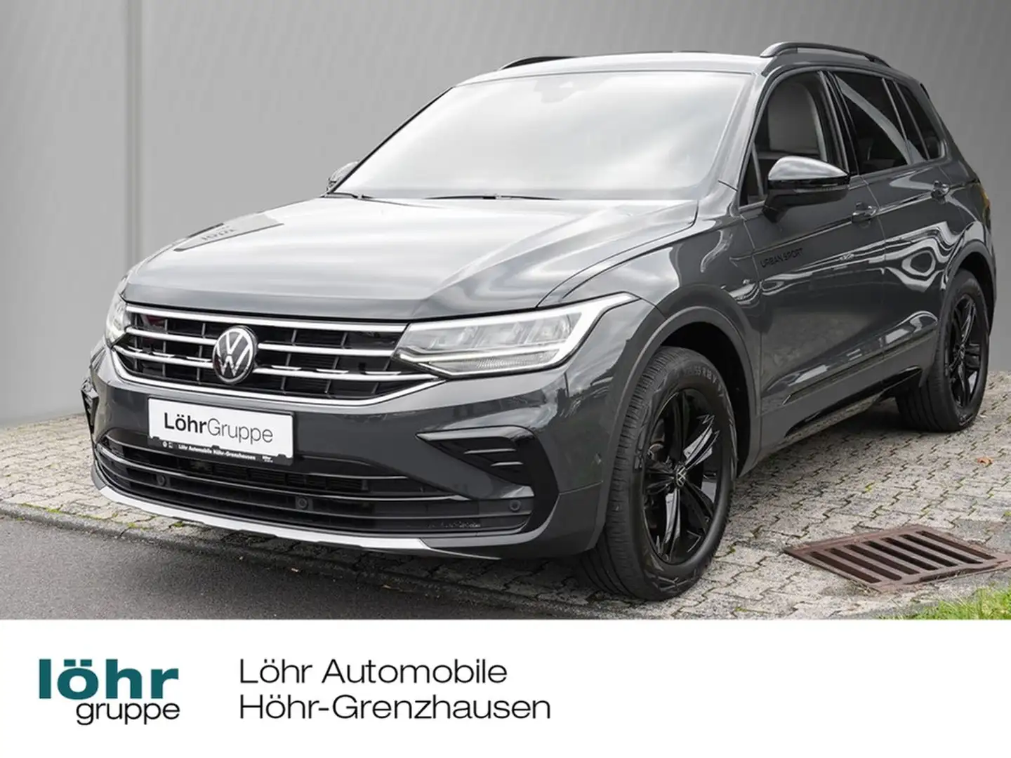 Volkswagen Tiguan 1,5 TSI Urban Sport,LED,AHK,Kamera,ALU 18" ACC,... Grau - 1
