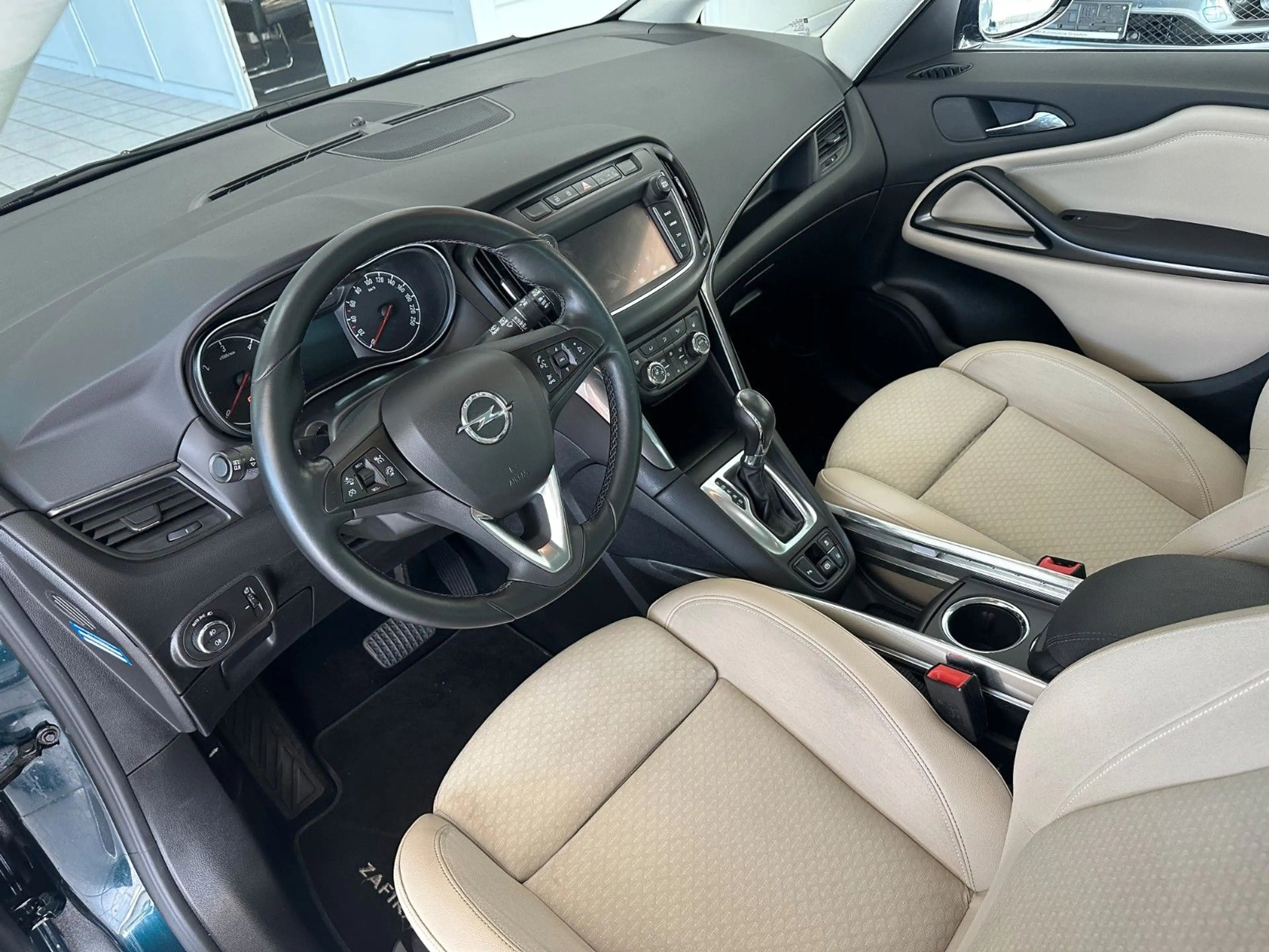 Opel Zafira C Innovation*7-Sitze*ACC*AHK*SHZ*Spurhalt — photo 9