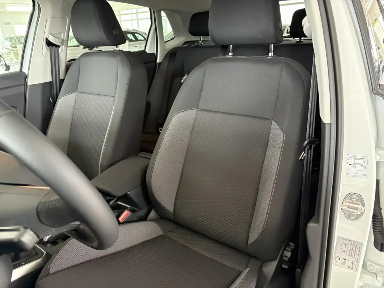 Volkswagen Polo Life Klima Rückfahrkamera Sitzheizung Fenster el. 8