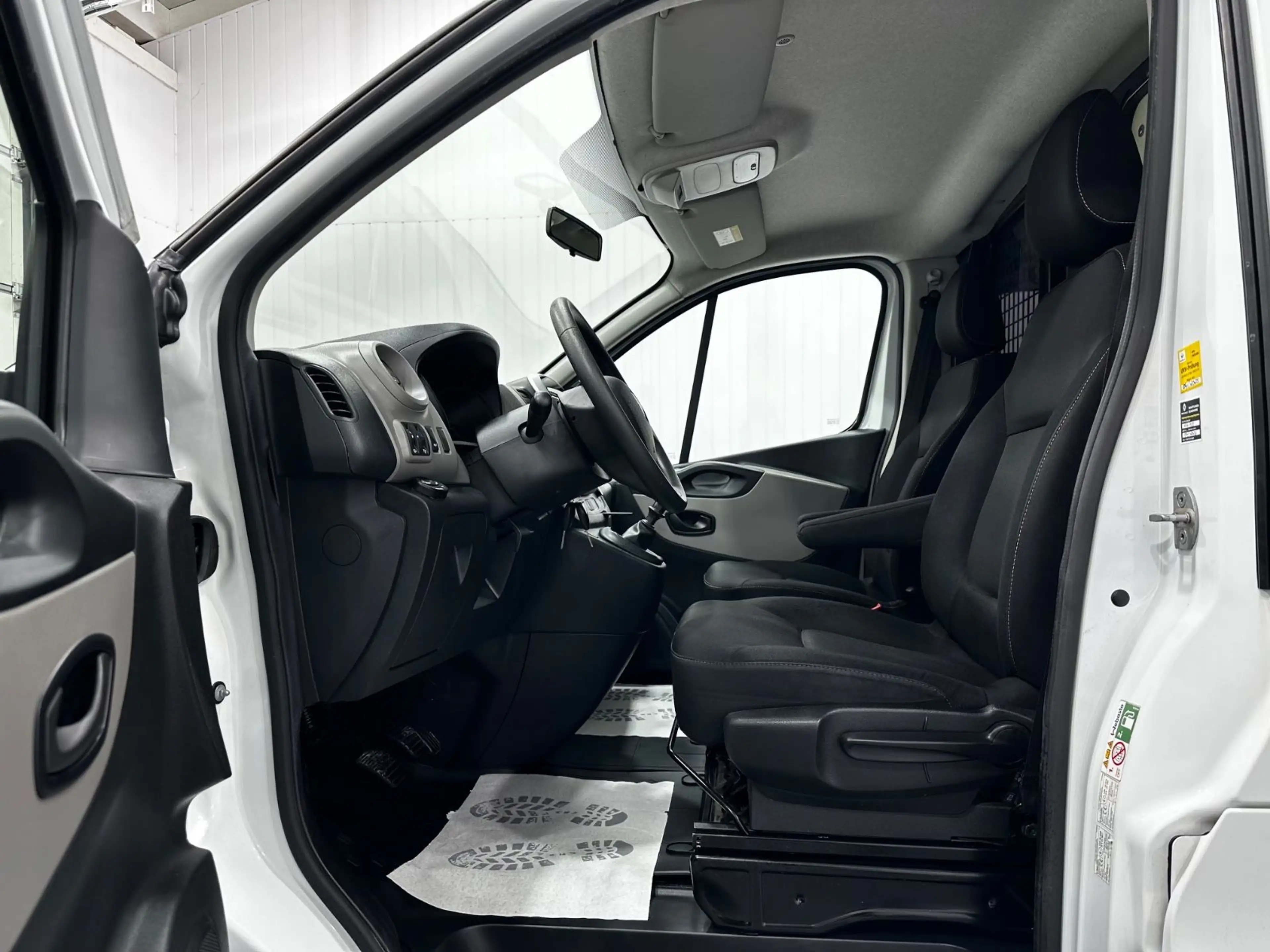 Renault Trafic L2H2 2,9t Komfort/2XST-HEIZUNG/KLIMA/NAVI — photo 12