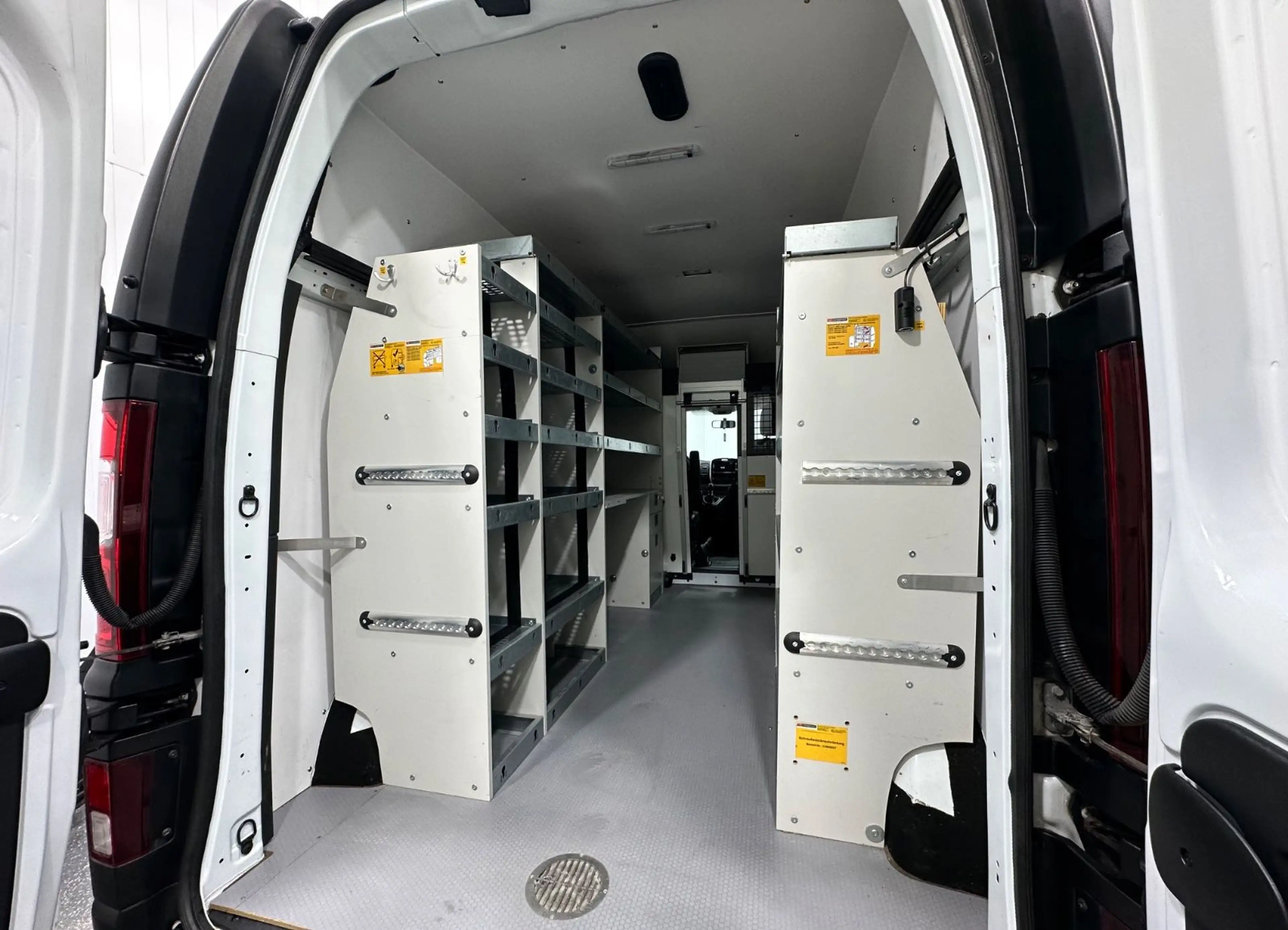Renault Trafic L2H2 2,9t Komfort/2XST-HEIZUNG/KLIMA/NAVI — photo 21