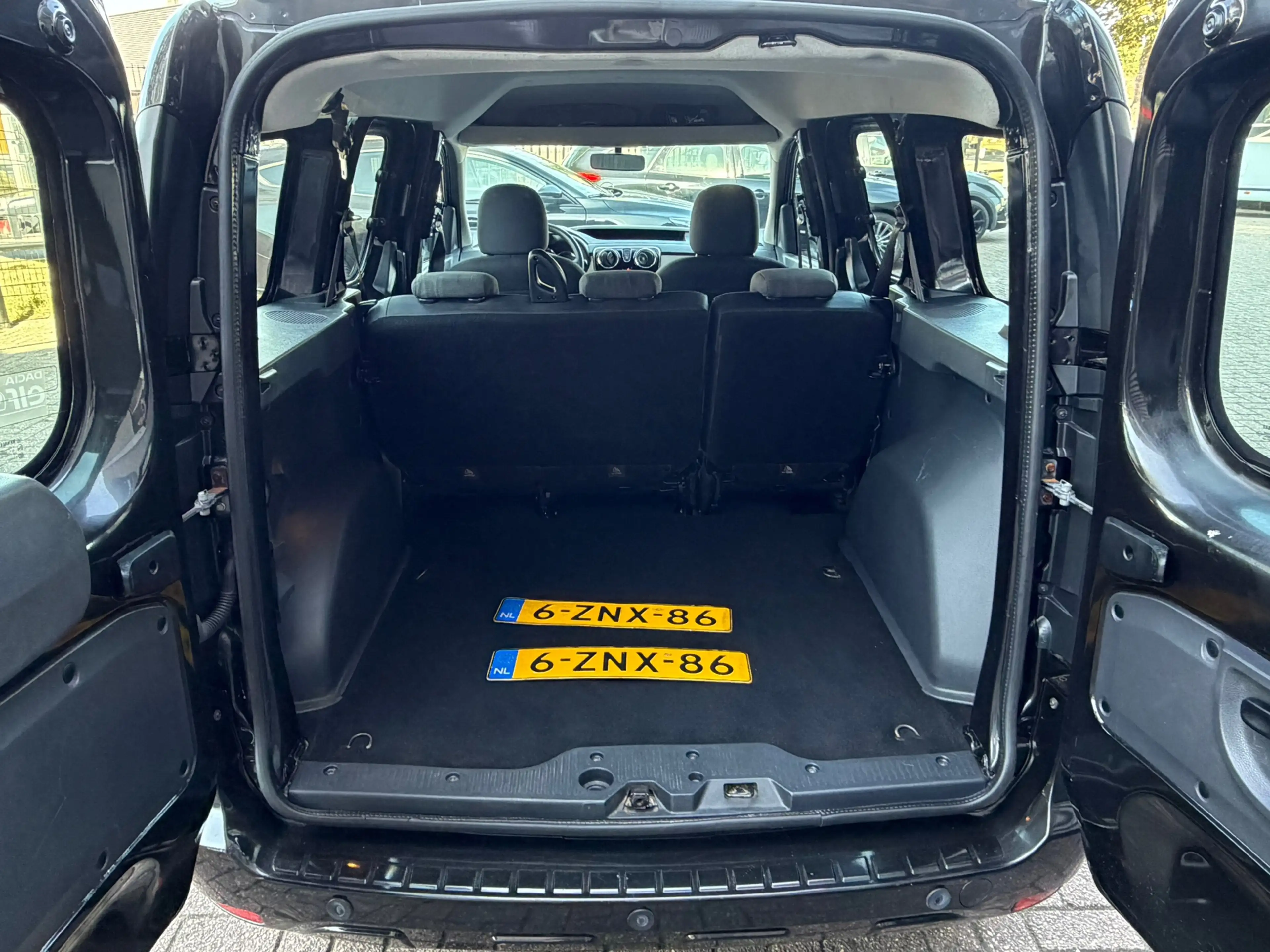 Dacia Dokker 1.2 TCe Lauréate 116PK Navi,Airco,Cruise,Isofix,Bl — photo 39