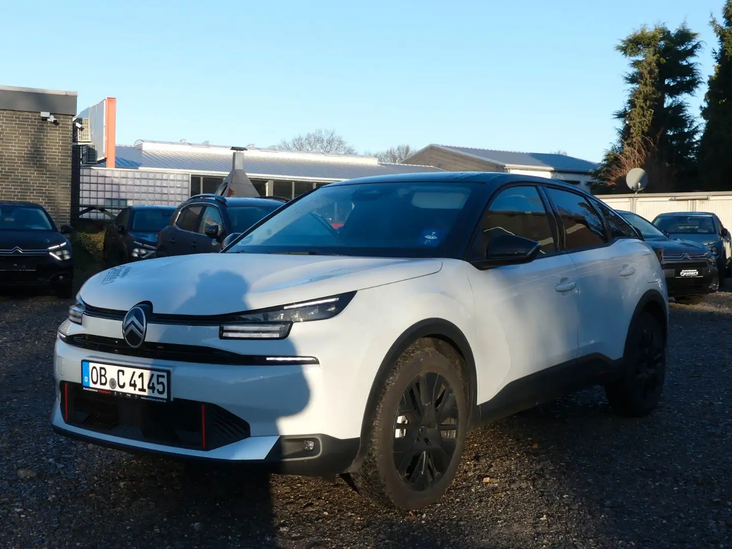 Citroen C4 Hybrid 145PS Lim. Collection Weiß - 1