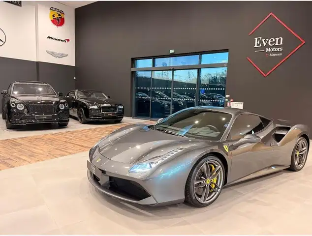 Ferrari 488 3.9 V8 62CV DCT