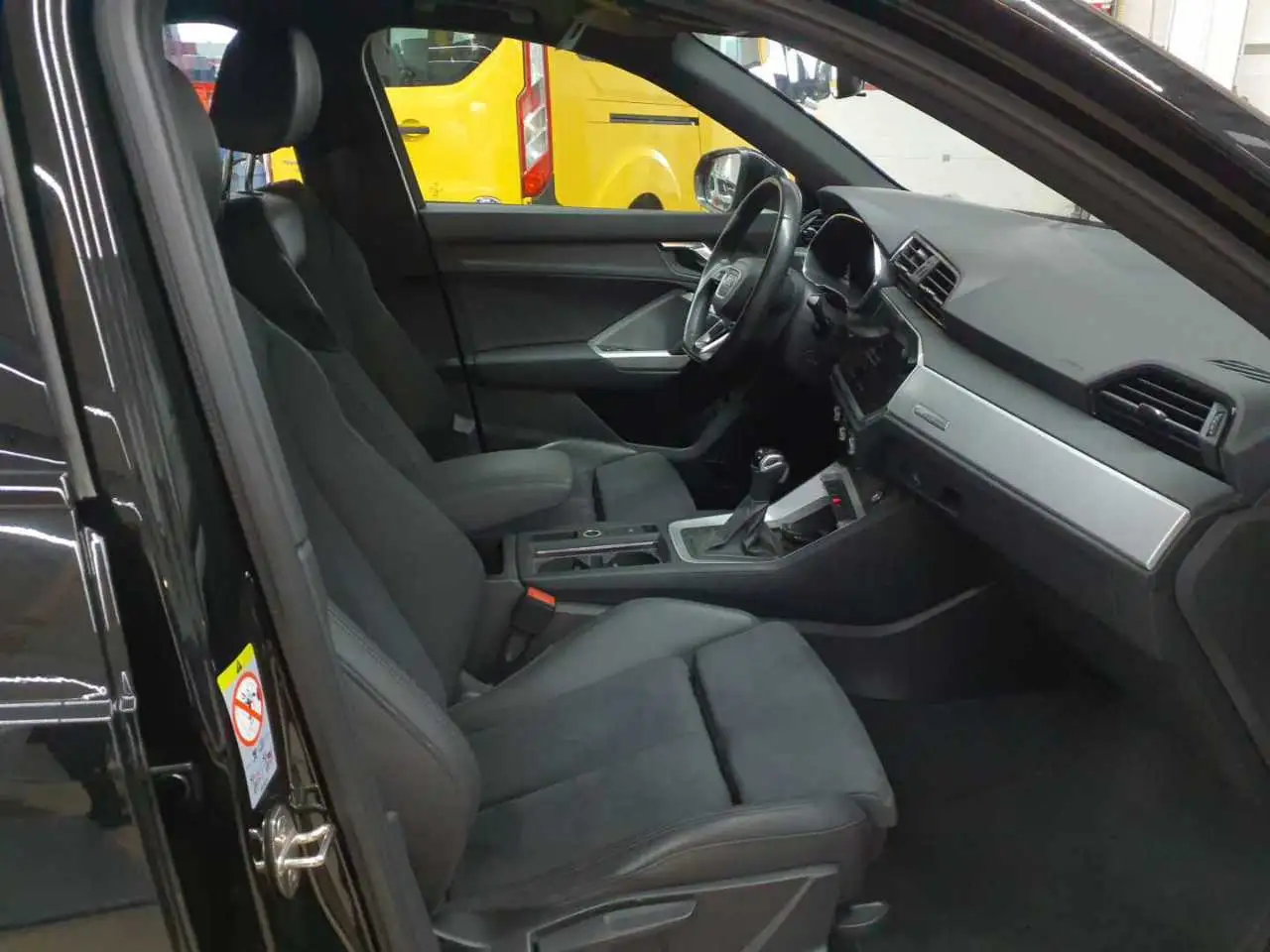 Audi Q3 35 TDI S tronic S line Navi Pano AHK, миниатюра 8