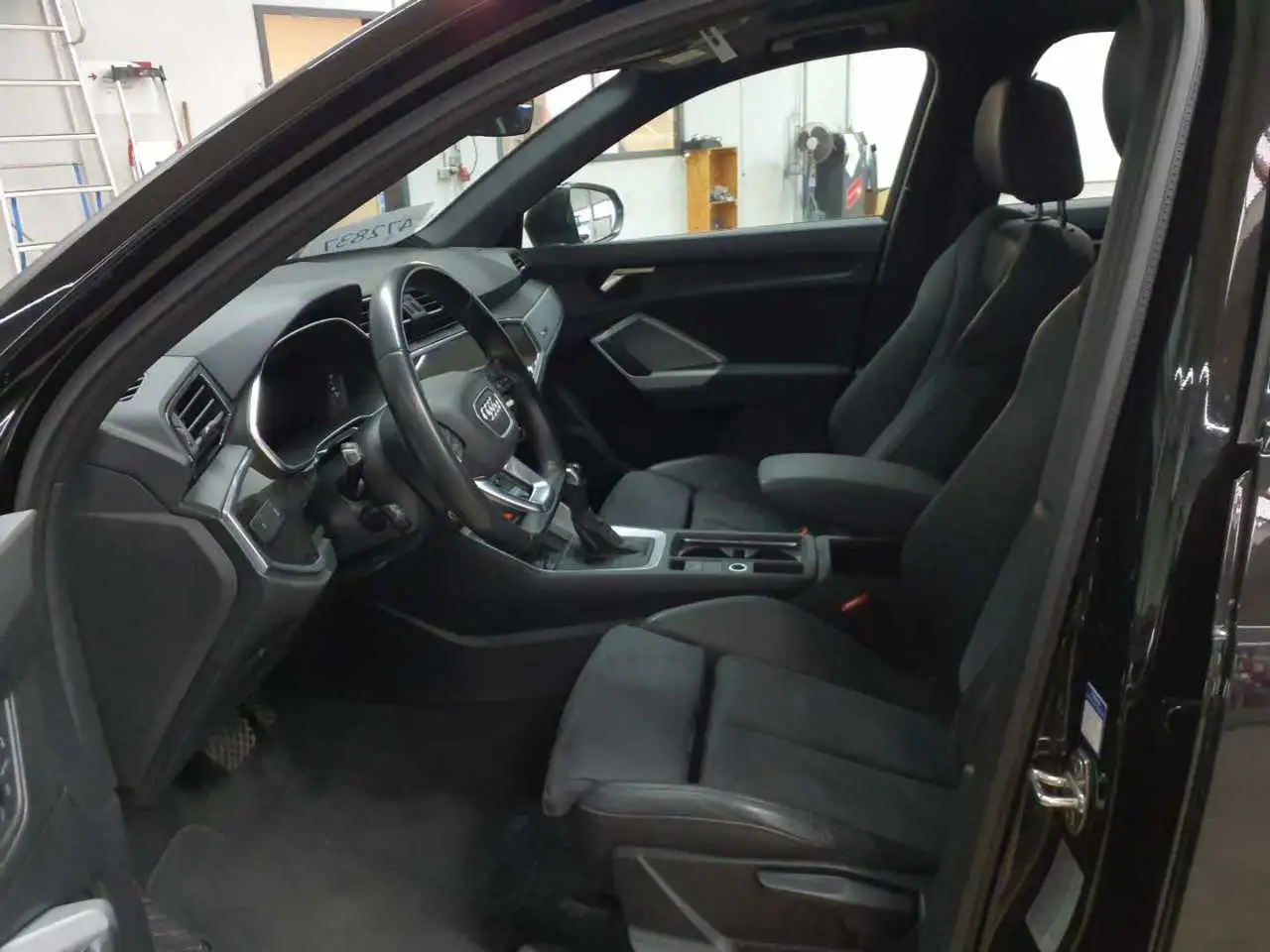 Audi Q3 35 TDI S tronic S line Navi Pano AHK, миниатюра 7