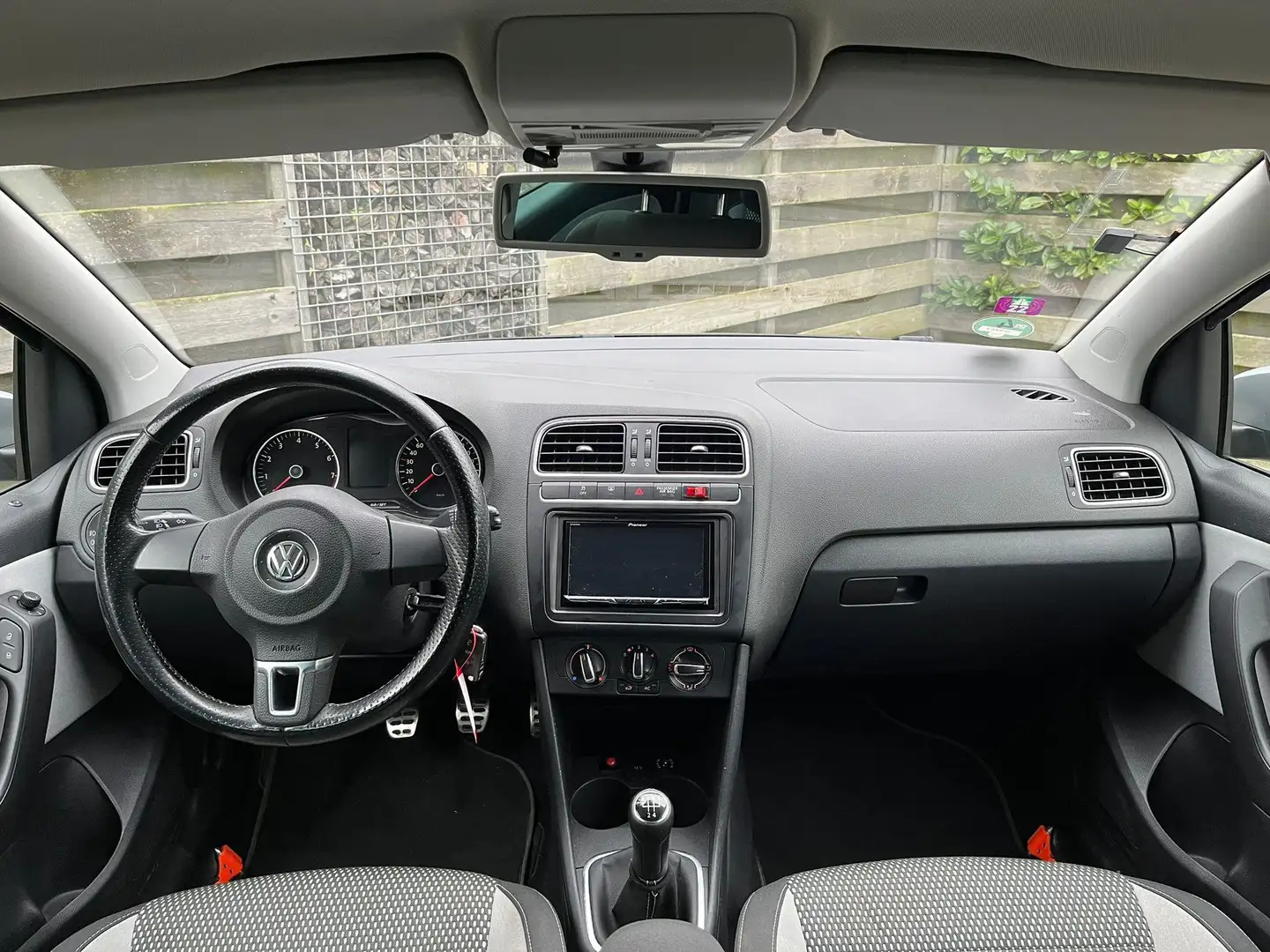 Volkswagen Polo Cross 1.4-16V Camera cruise Noir - 2
