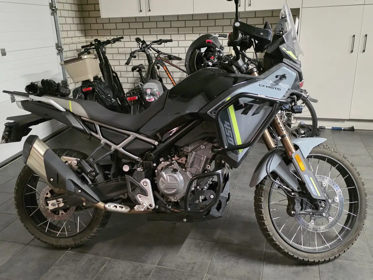 Cfmoto 450 MT