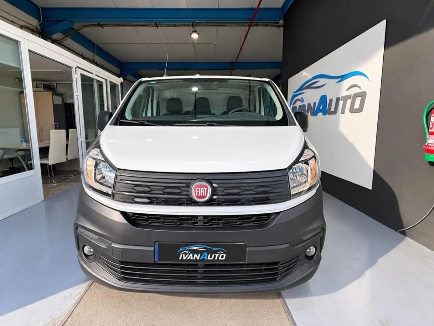 Fiat Talento 1.2 LX Largo 2.0 EcoJet 107 kW 145 CV Blanco - 2