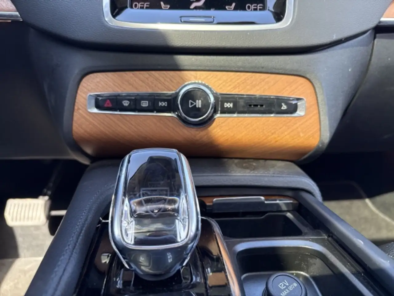 Volvo XC90 Inscription Edition T8 22''LM Luftf. 7-Sitzer AHK, миниатюра 15