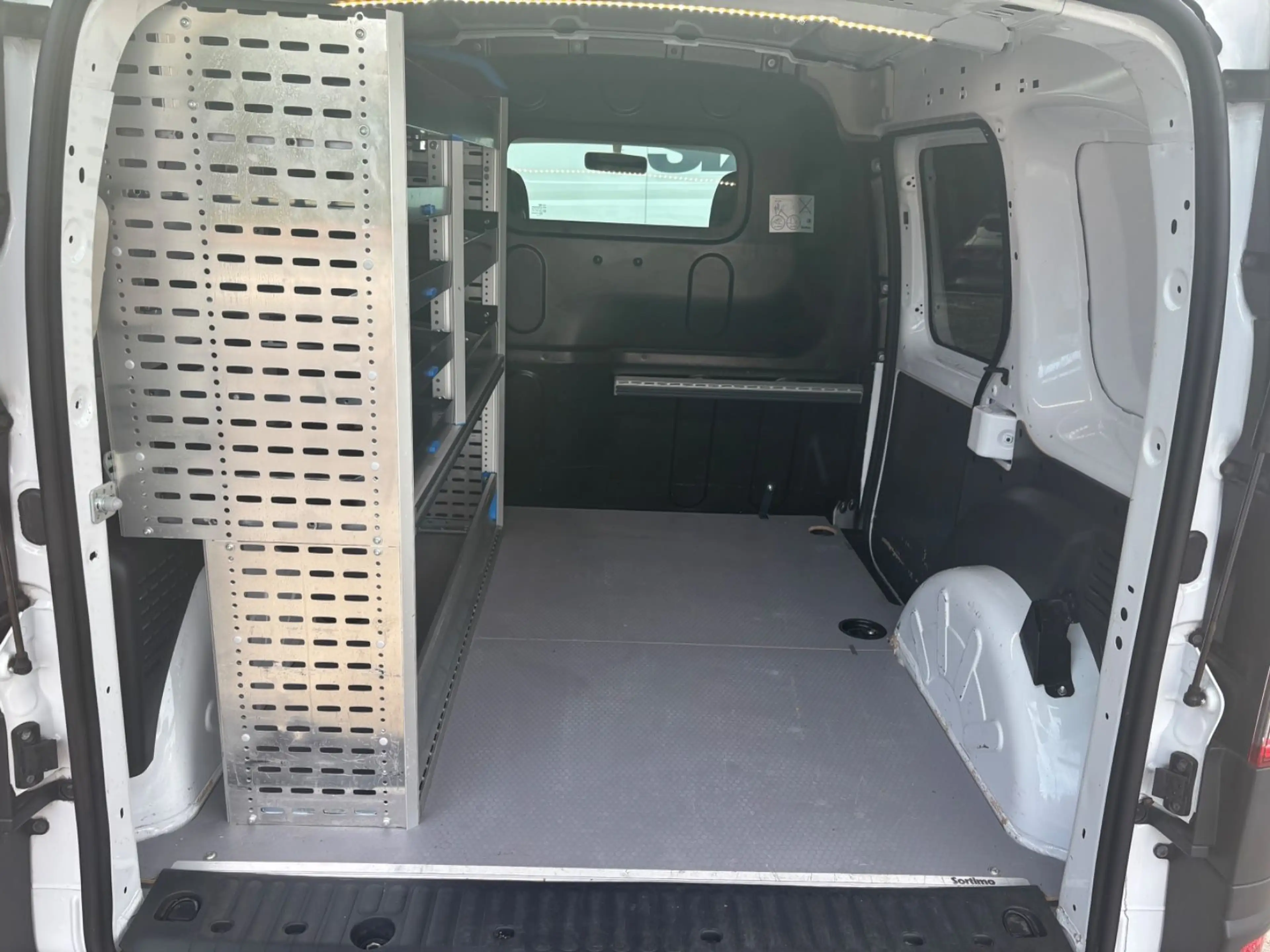 Renault Kangoo Rapid Extra,Standheizung+Regale+Navi+SHZ — photo 11