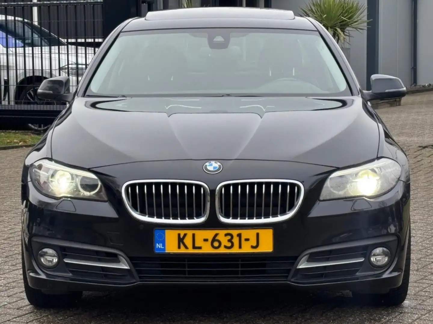 BMW 520 5-serie 520D Sedan High Exe 2016 Schuifdak Dealera Schwarz - 2