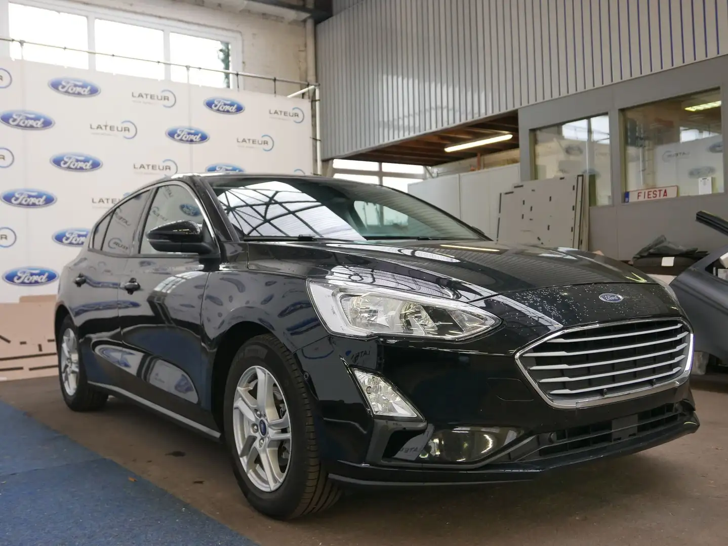 Ford Focus Trend Edition Business 1.0i EcoBoost 100pk / 74kW Noir - 2