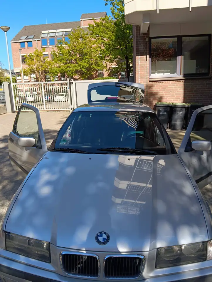 BMW 323ti compact Exclusiv Edition, foto 6